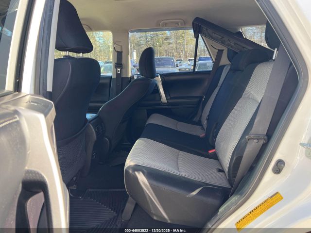 Toyota 4Runner Sr5 Image 7