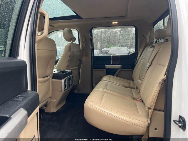 Ford F-150 Lariat Image 9