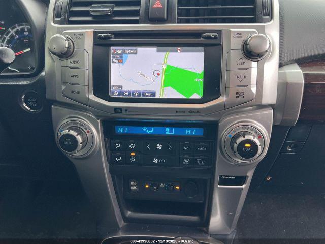 Toyota 4Runner Limited Image 7