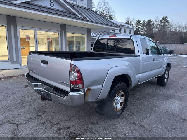 Toyota Tacoma Base V6 Image 8