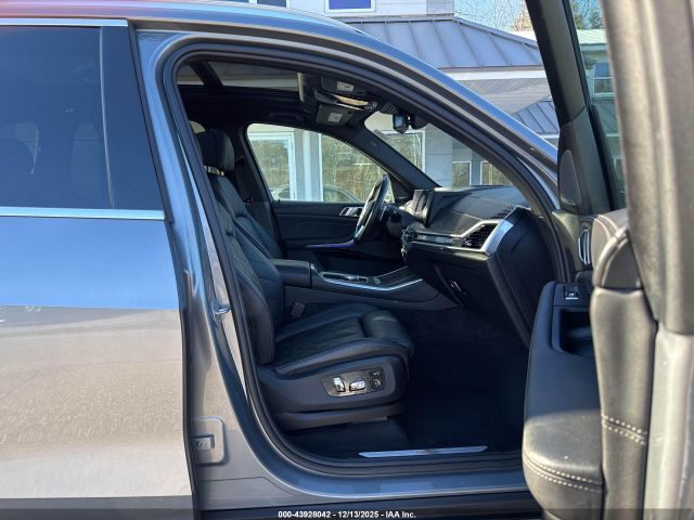 BMW X Series Xdrive40i Image 2