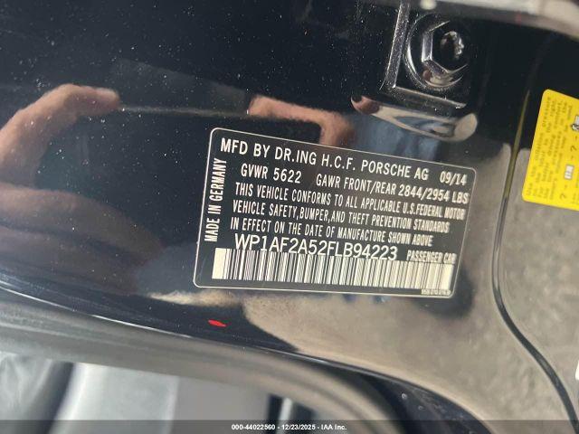 Porsche Macan Turbo Image 2