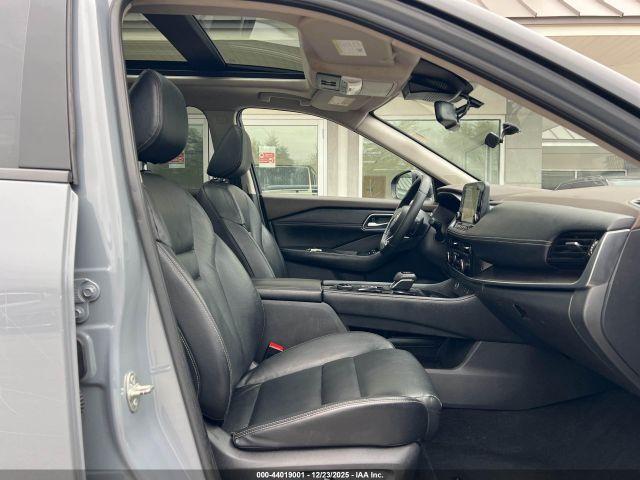 Nissan Rogue Sl Intelligent Awd Image 4