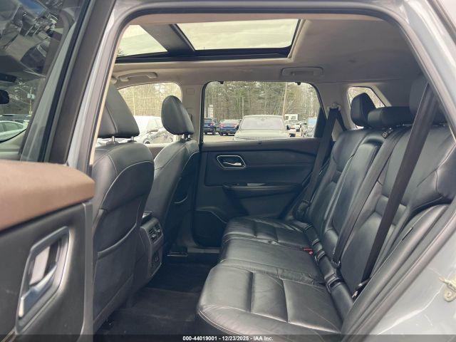 Nissan Rogue Sl Intelligent Awd Image 6