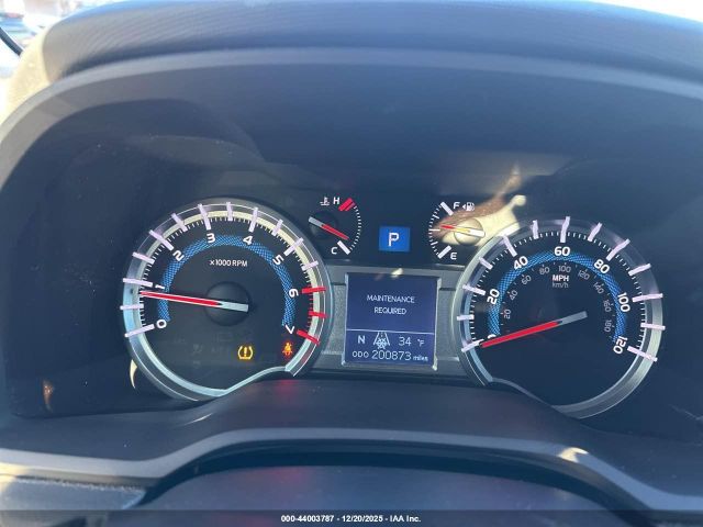 Toyota 4Runner Sr5 Image 10