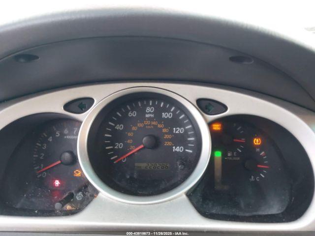 Toyota Highlander V6 Image 5