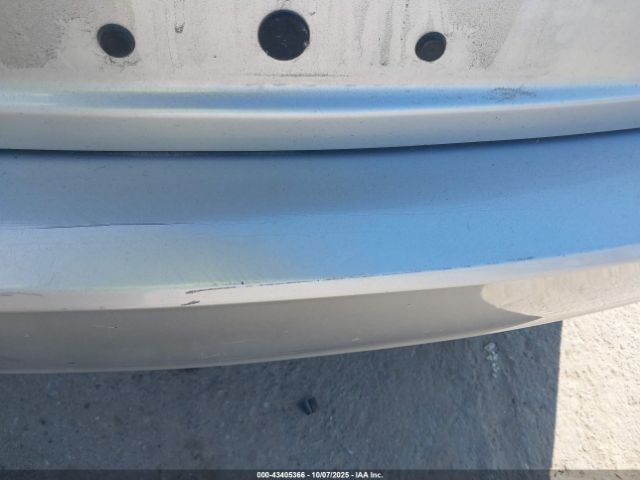 Chevrolet Cruze Ls Auto Image 11