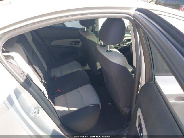 Chevrolet Cruze Ls Auto Image 7