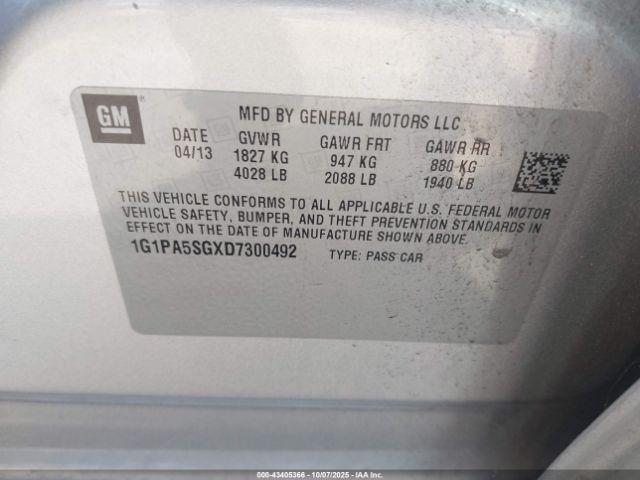 Chevrolet Cruze Ls Auto Image 8