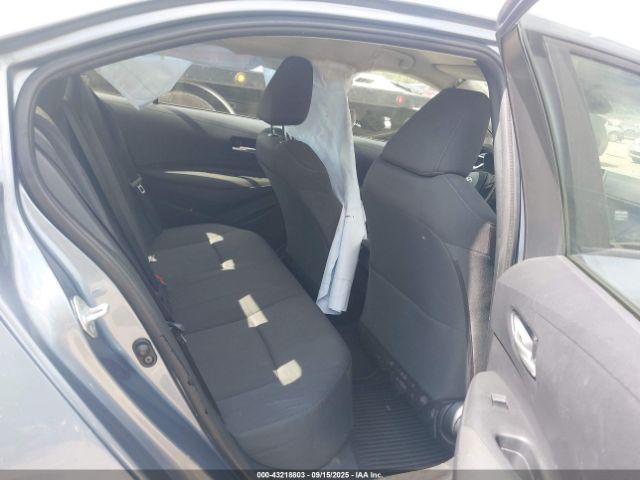 Toyota Corolla Le Image 7