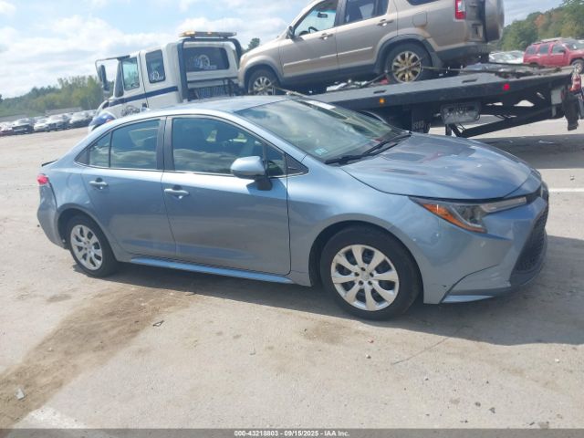 Toyota Corolla Le Image 9