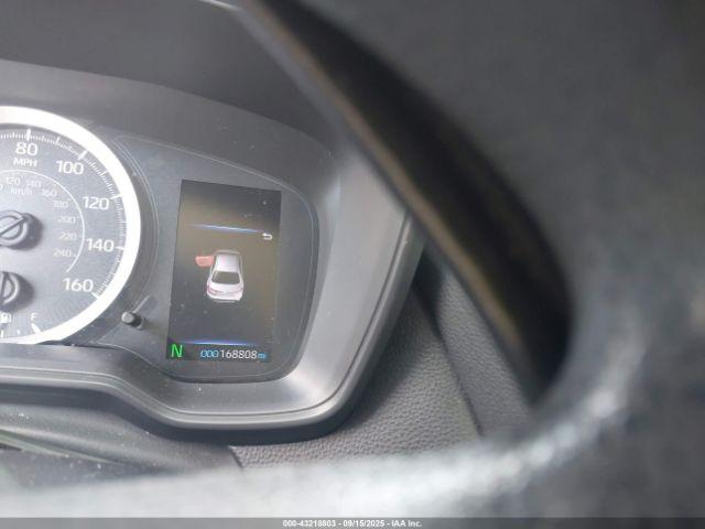 Toyota Corolla Le Image 8