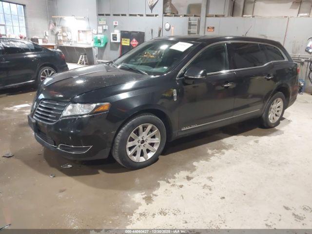 Lincoln MKT Livery Image 5