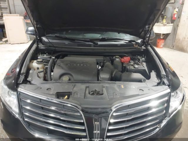 Lincoln MKT Livery Image 3