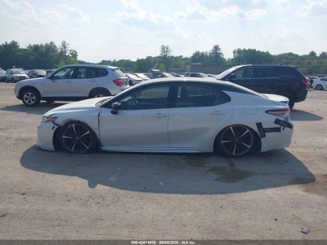 Toyota Camry Xse Image 14