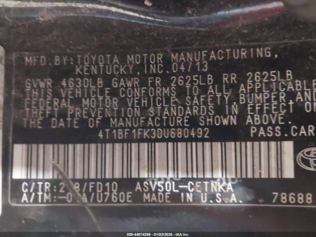 Toyota Camry Le Image 6