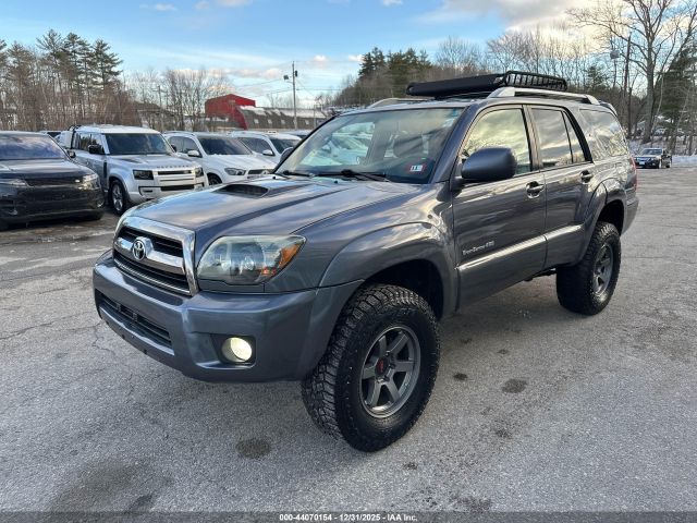 Toyota 4Runner Image 10