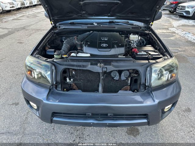 Toyota 4Runner Image 4