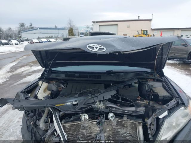 Toyota Venza Xle V6 Image 9