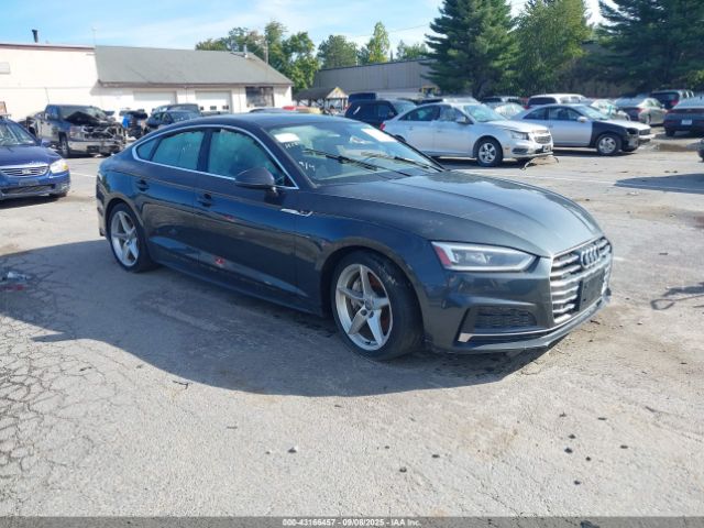 Audi A5 2.0t Premium Image 1