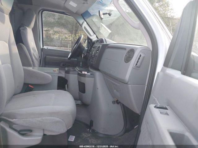 Ford E-250 Commercial Image 9