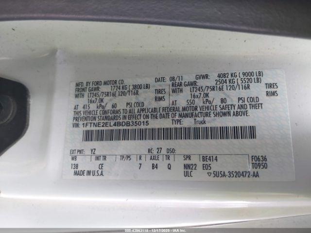 Ford E-250 Commercial Image 11