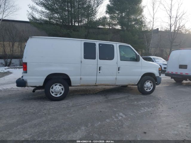 Ford E-250 Commercial Image 7