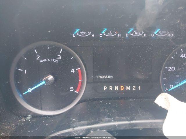 Ford F-250 Xlt Image 15