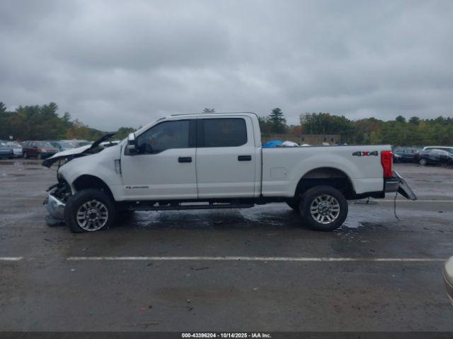 Ford F-250 Xlt Image 2