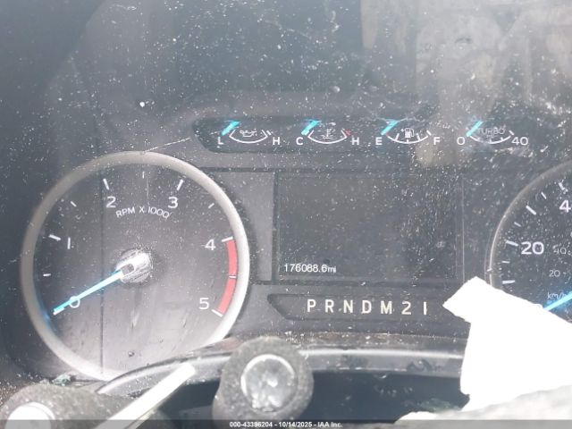 Ford F-250 Xlt Image 13