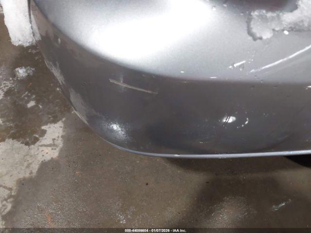 Subaru Outback 2.5i Image 4