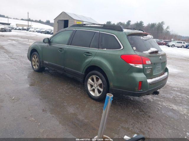 Subaru Outback 2.5i Limited Image 3
