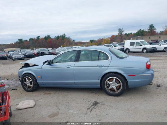 Jaguar S-Type 4.2 V8 Image 6