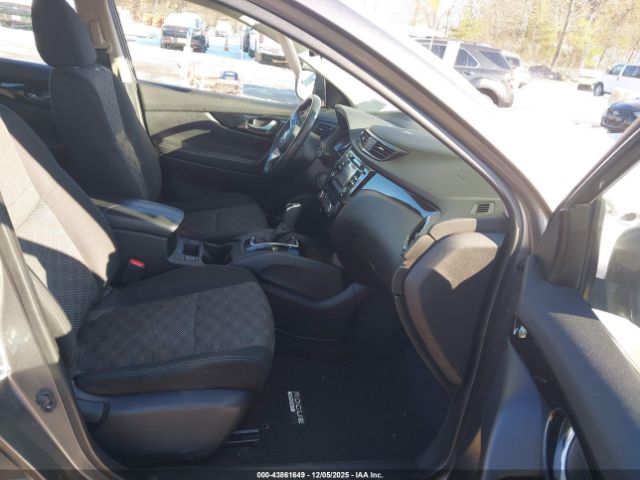 Nissan Rogue Sv Image 14