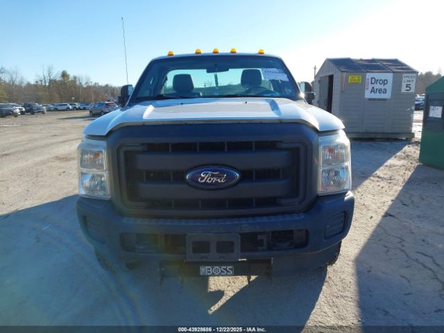 Ford F-250 Xl Image 2
