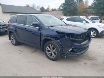  Salvage Toyota Highlander