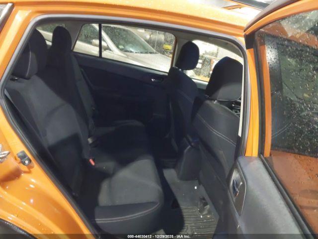 Subaru Crosstrek 2.0i Premium Image 4