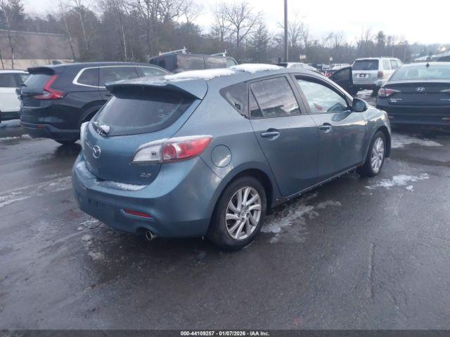 Mazda Mazda3 S Sport Image 6