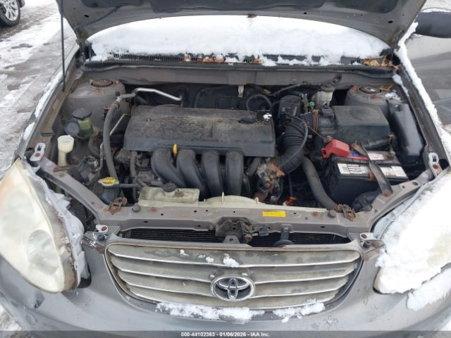 Toyota Corolla Le Image 9