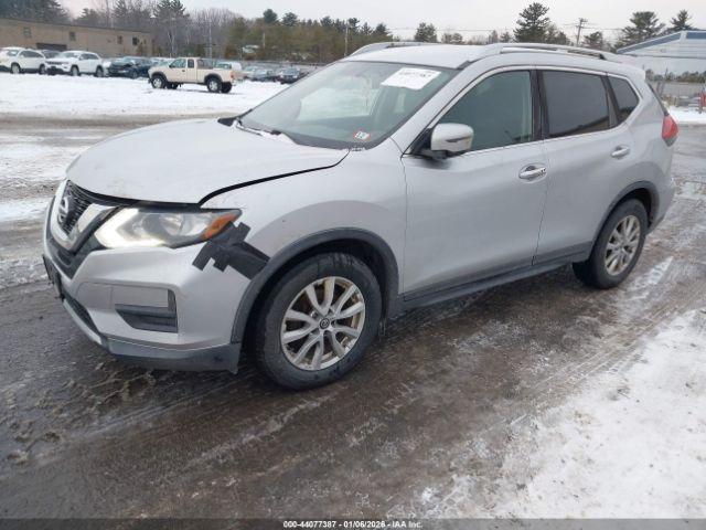 Nissan Rogue Sv Image 9