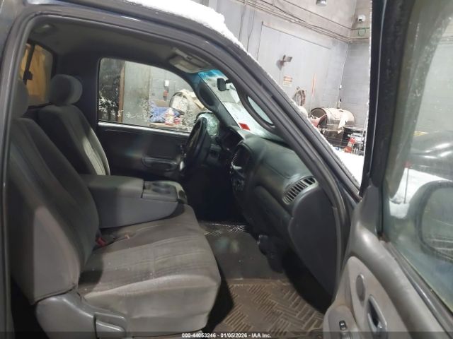 Toyota Tundra Sr5 V8 Image 3