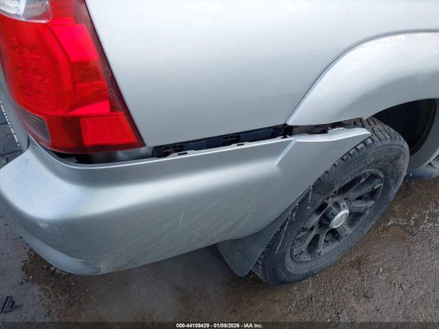 Toyota 4Runner Sr5 Sport V8 Image 9