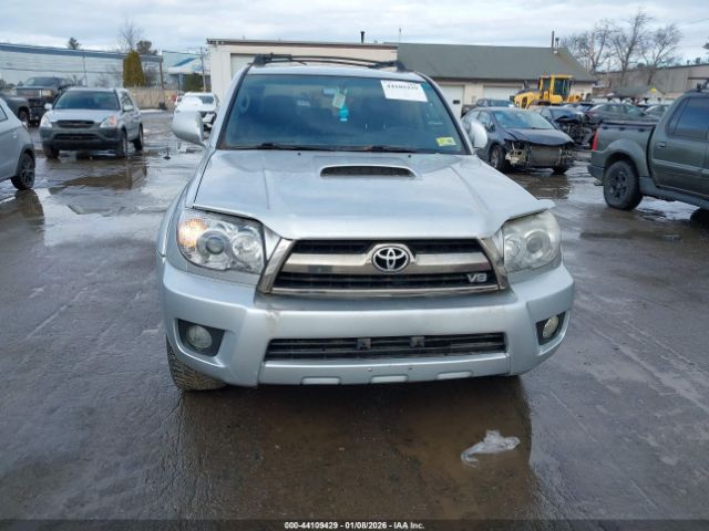 Toyota 4Runner Sr5 Sport V8 Image 11