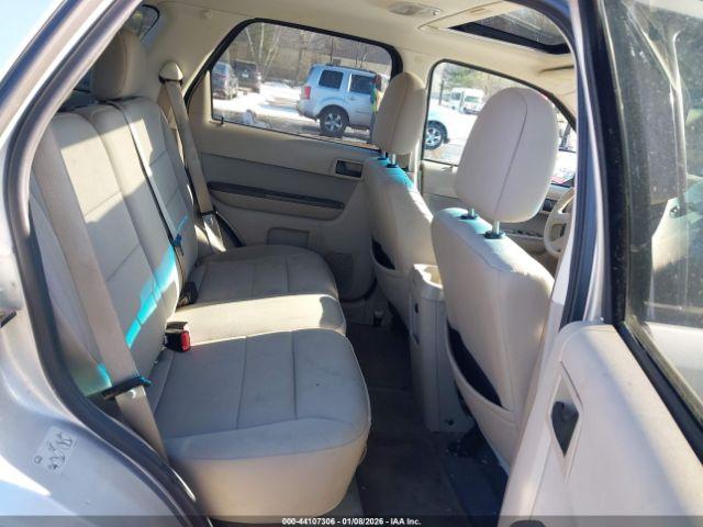 Ford Escape Xlt Image 10