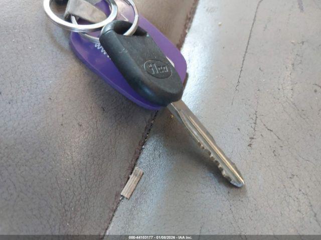 Ford Explorer Image 11