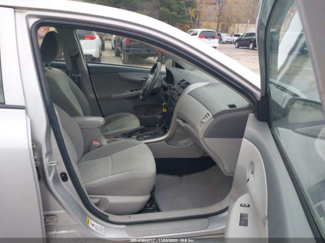 Toyota Corolla Le Image 5