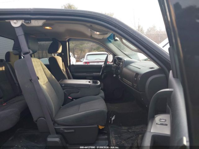 Chevrolet Silverado K1500 Image 15