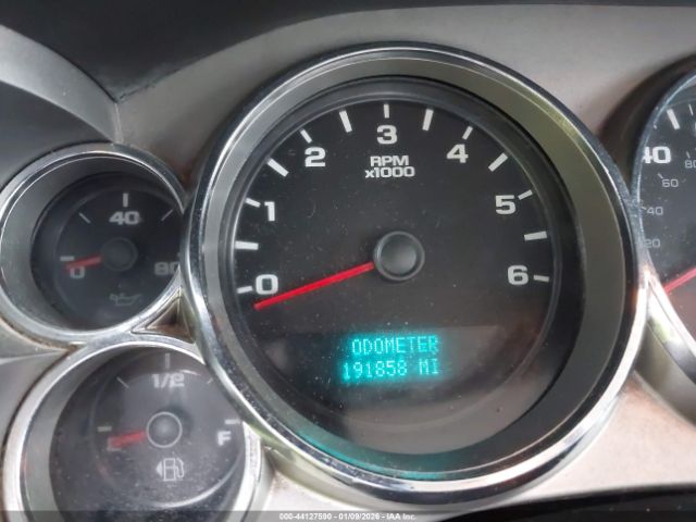 Chevrolet Silverado K1500 Image 9